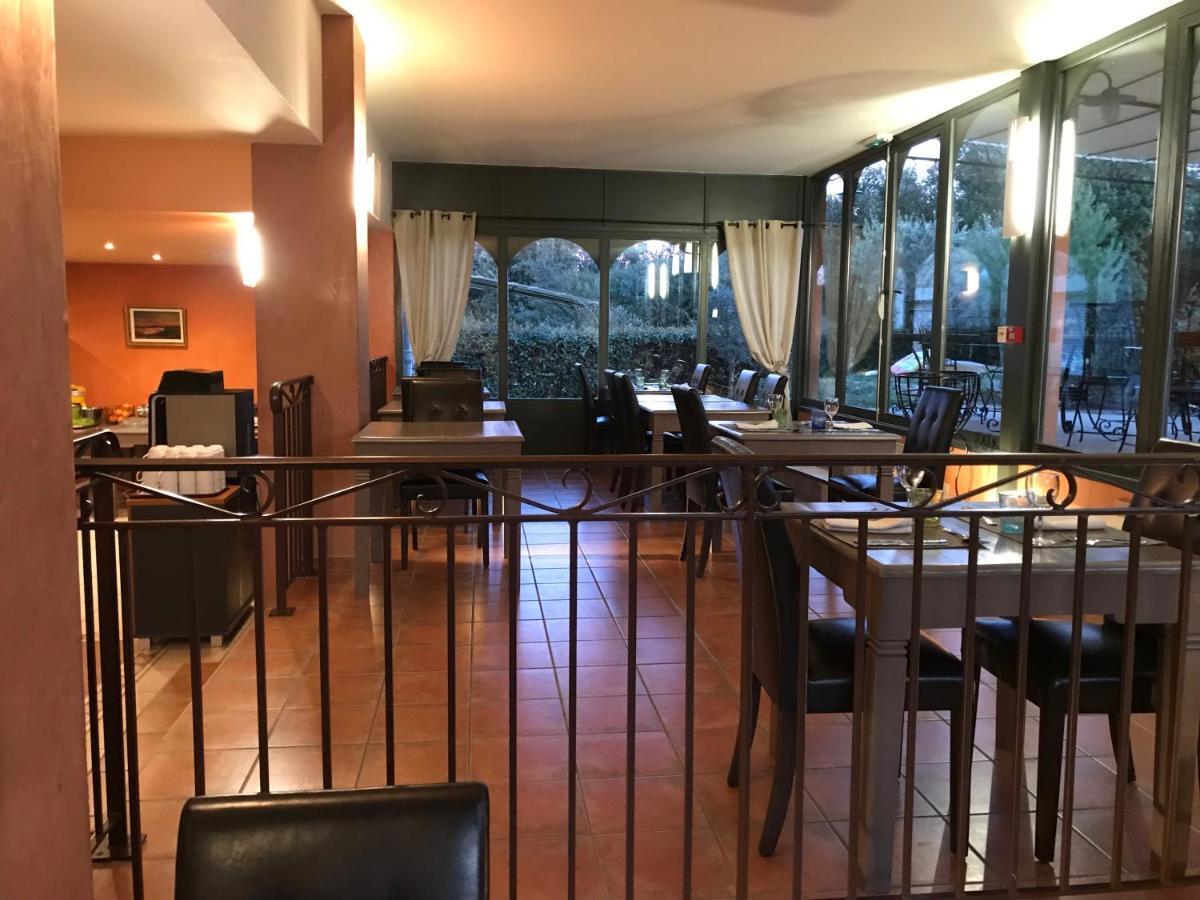 Hotel Restaurant Le Gardon - Pont Du Gard Collias Экстерьер фото